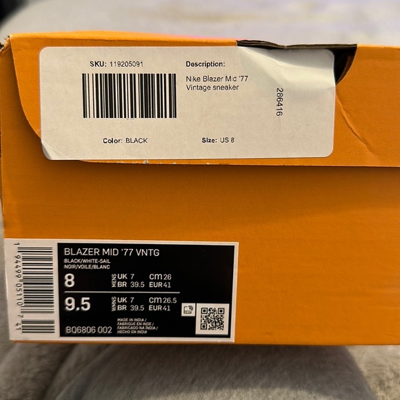 Nike Blazer Mid ‘77 Vintage Black and White Size 9.5 - Picture 5 of 7